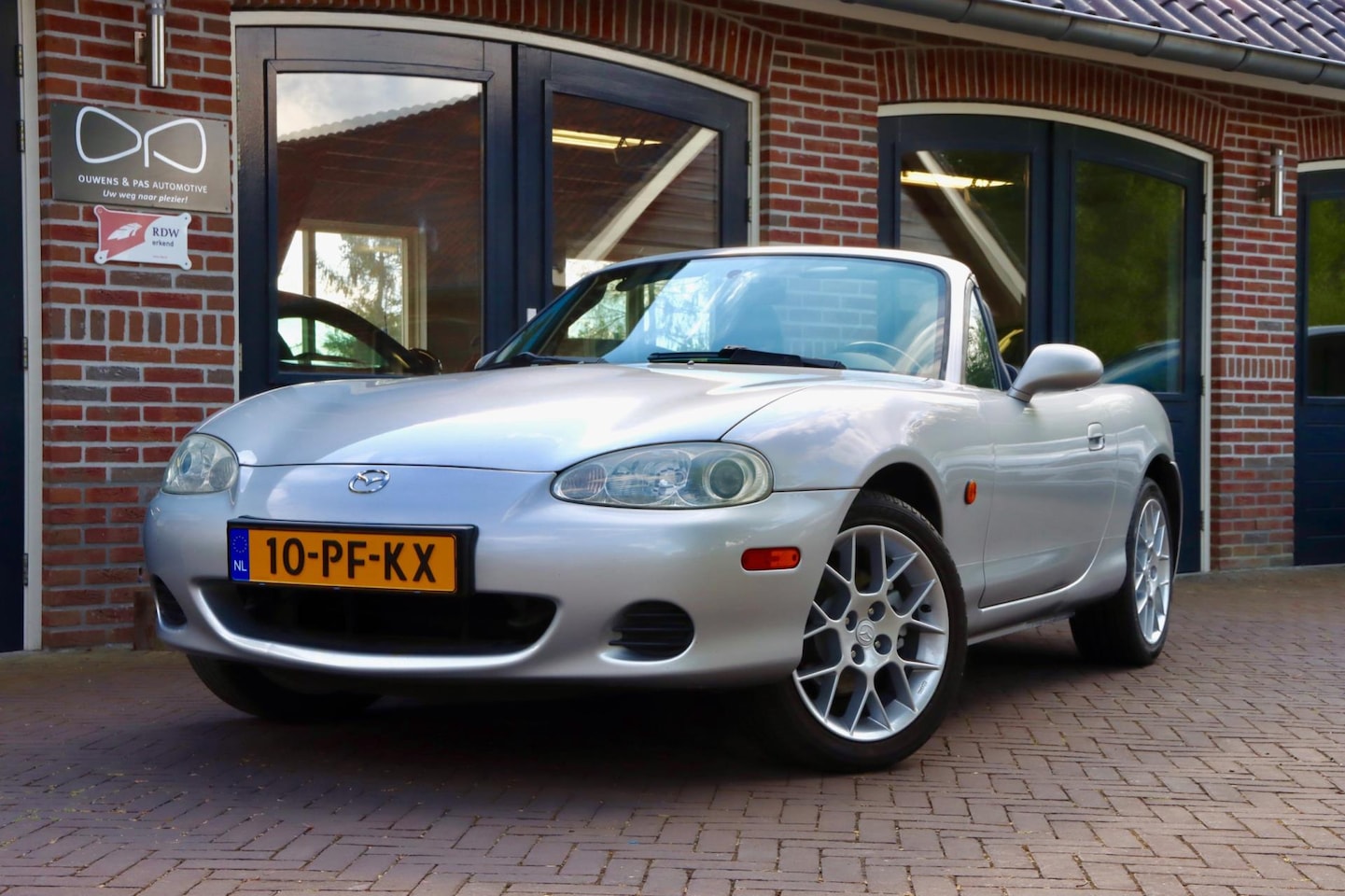 Mazda MX-5 - 1.6i Dynamic | NAP | 2e Eigenaar | NIEUWE DORPELS - AutoWereld.nl