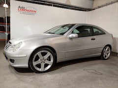 Mercedes-Benz C-klasse Sportcoupé - Elektr. panoramadak / leder interieur / leuke auto