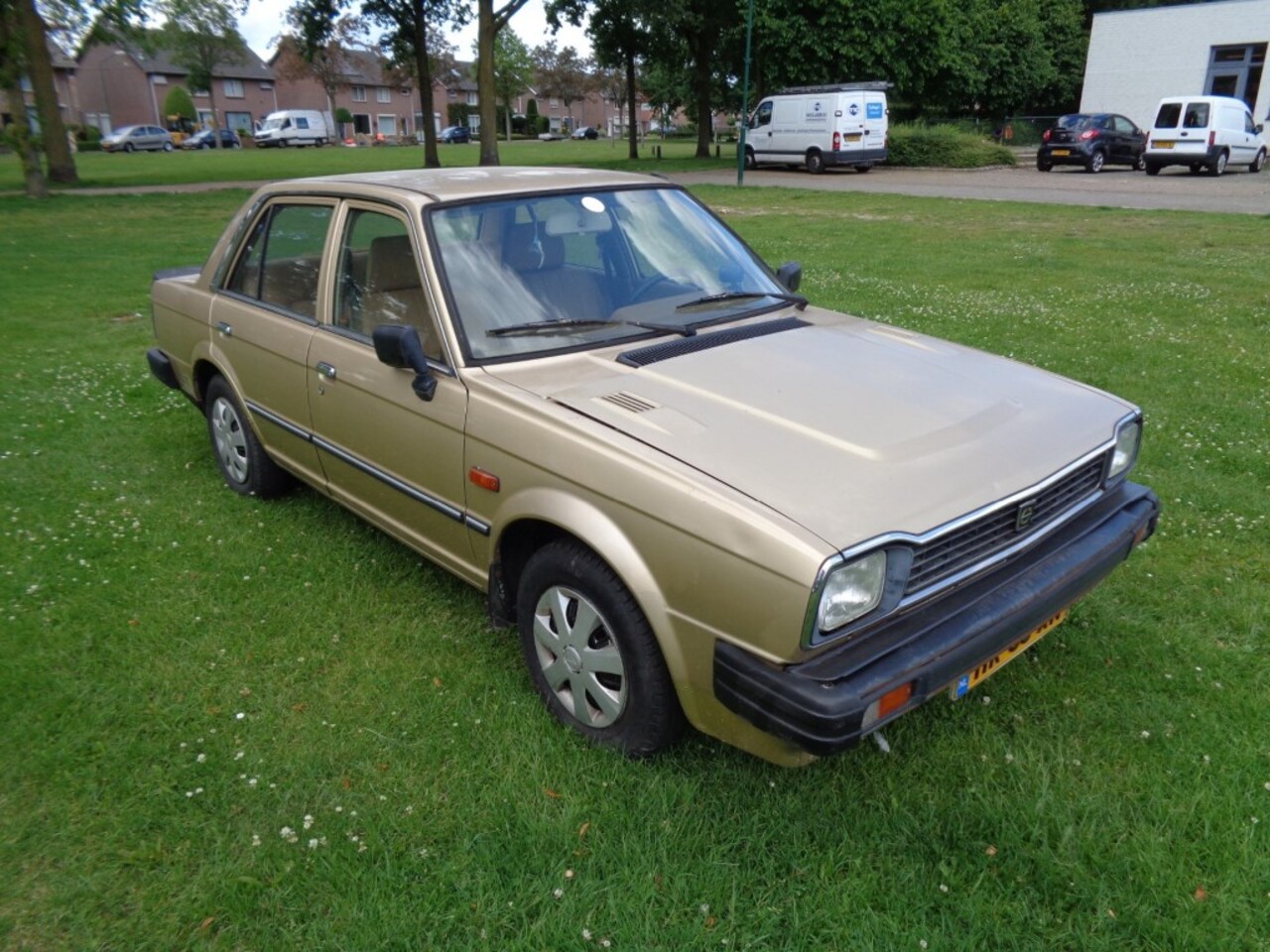 honda-civic-let-op-het-is-een-triumph.jpg