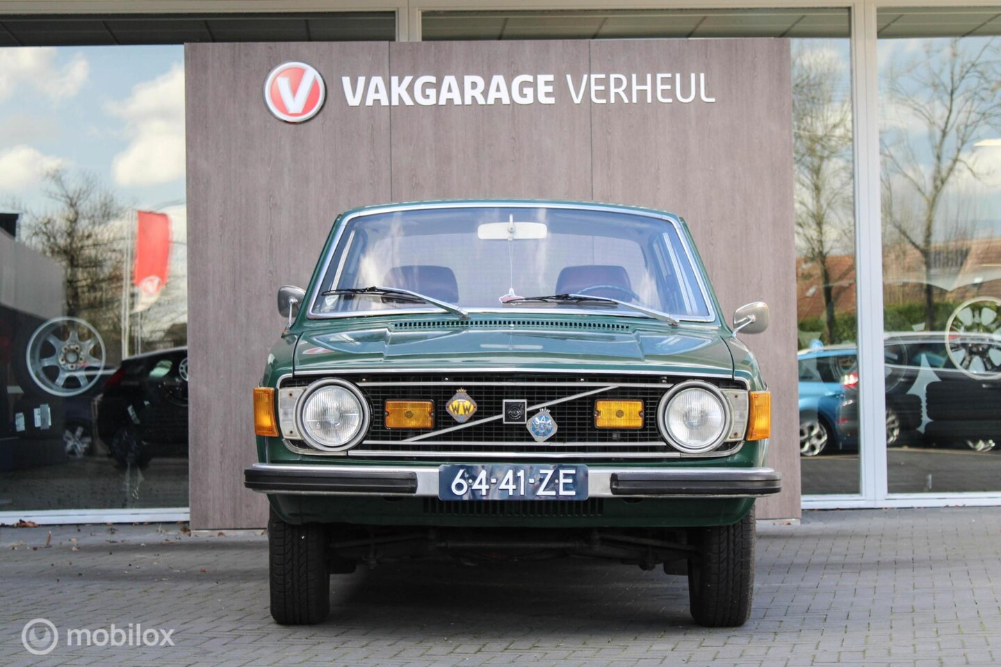 volvo-144-de-luxe-de-luxe.jpg