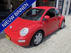 Volkswagen New Beetle - 2.0 Highline AIRCO/NL AUTO