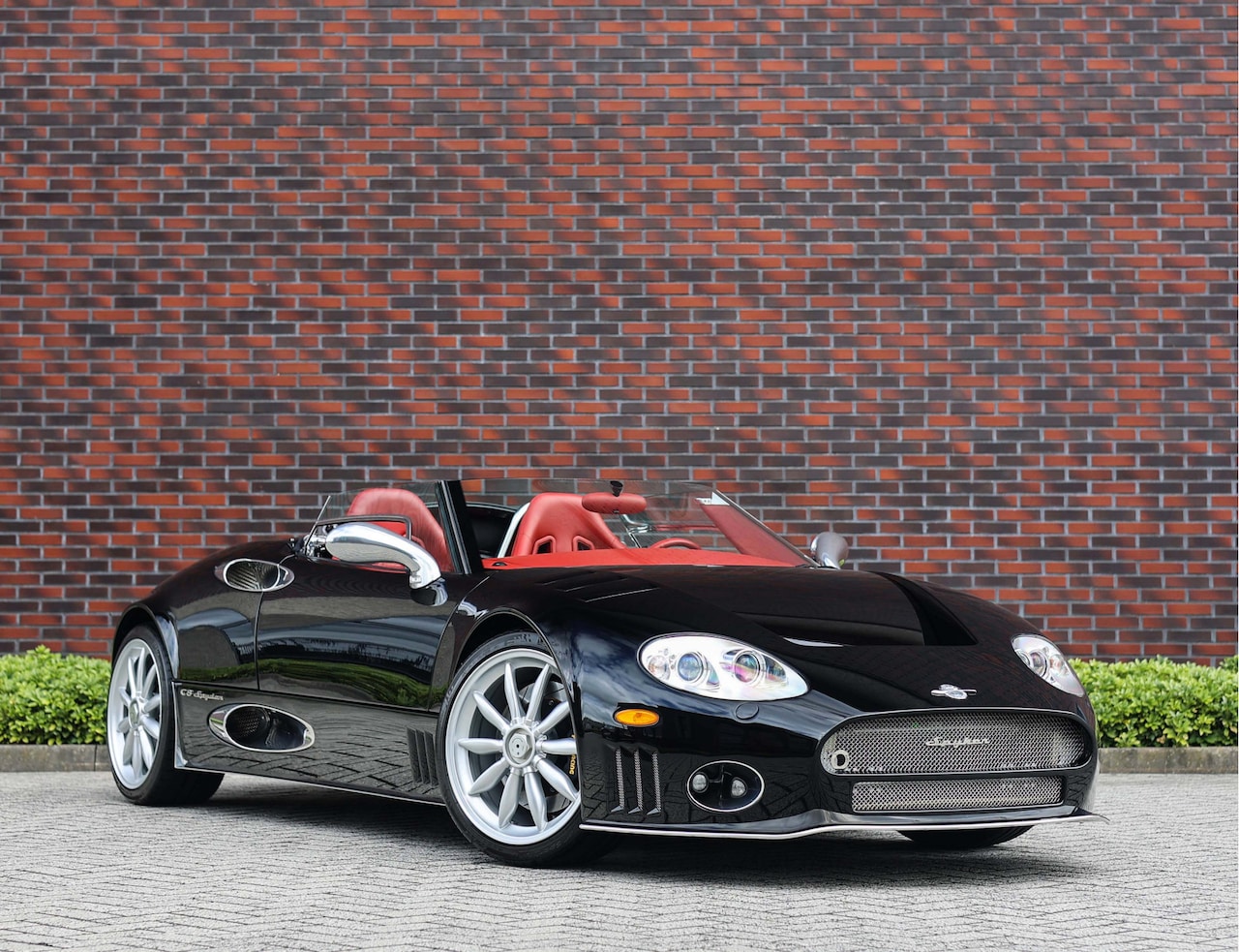 spyker-c8-4-2-spyder-1300-km-nieuwstaat.jpg
