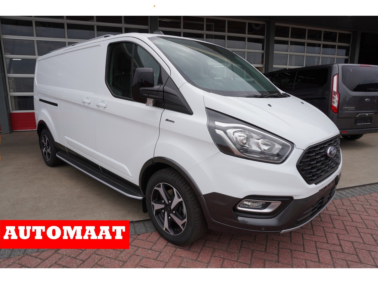 Ford Transit Custom - 300L 2.0 TDCI L2H1 Limited Active uitvoering Automaat Airco/Cruise/Navi/Blis - AutoWereld.nl
