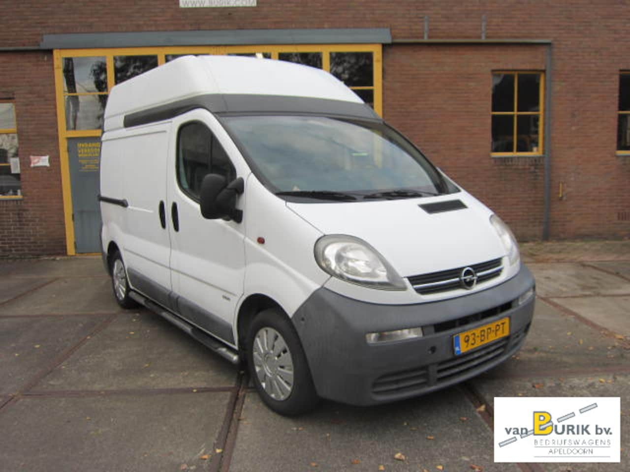 Opel Vivaro - 1.9DTI L1H2 airco - AutoWereld.nl