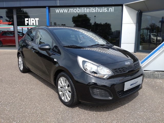 Kia Rio 1 4i 109pk 5 Deurs 12 Benzine Occasion Te Koop Op Autowereld Nl