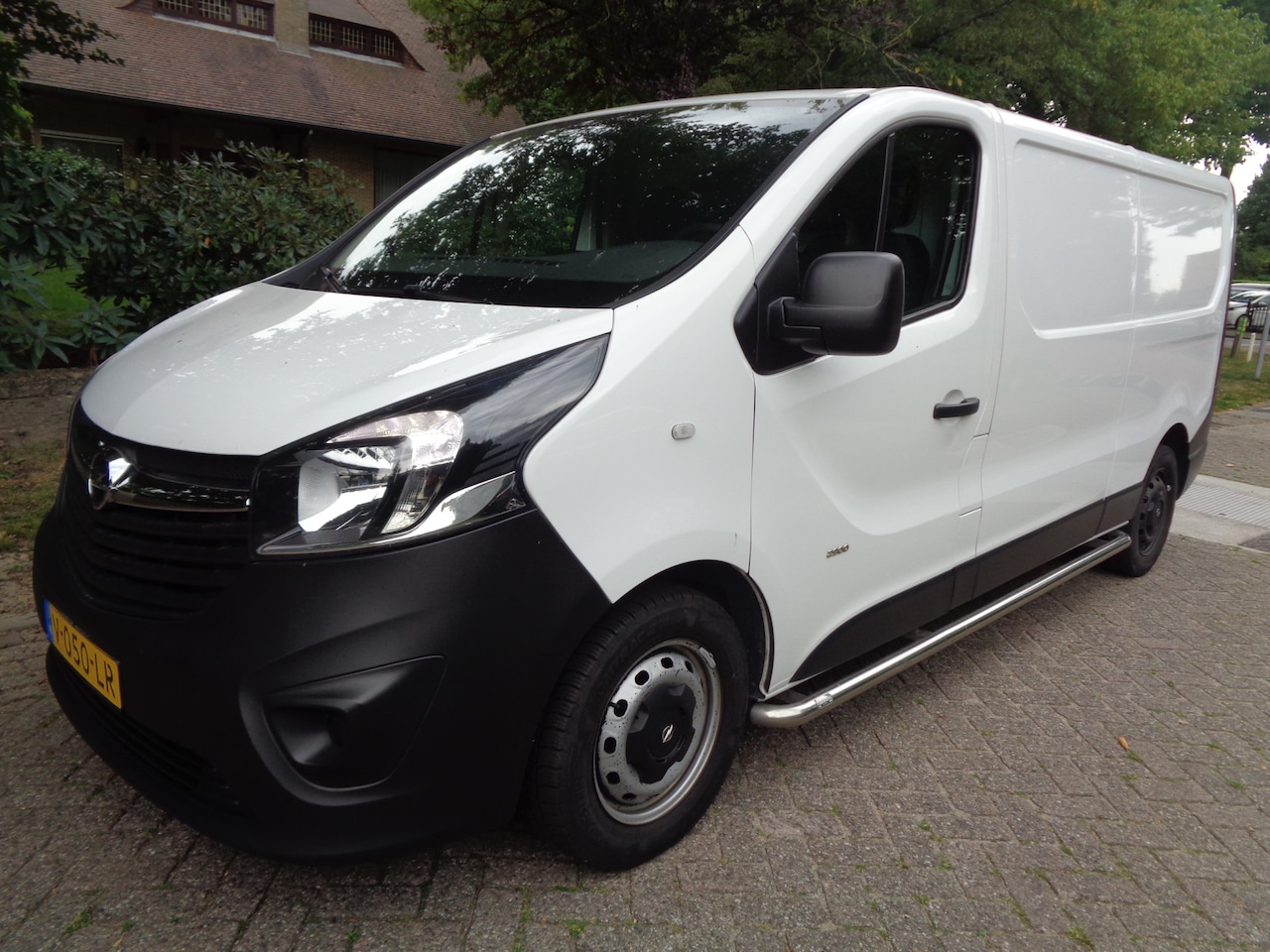 Opel Vivaro - 1.6 CDTI L2H1 Edition EcoFlex 3-zits - AutoWereld.nl