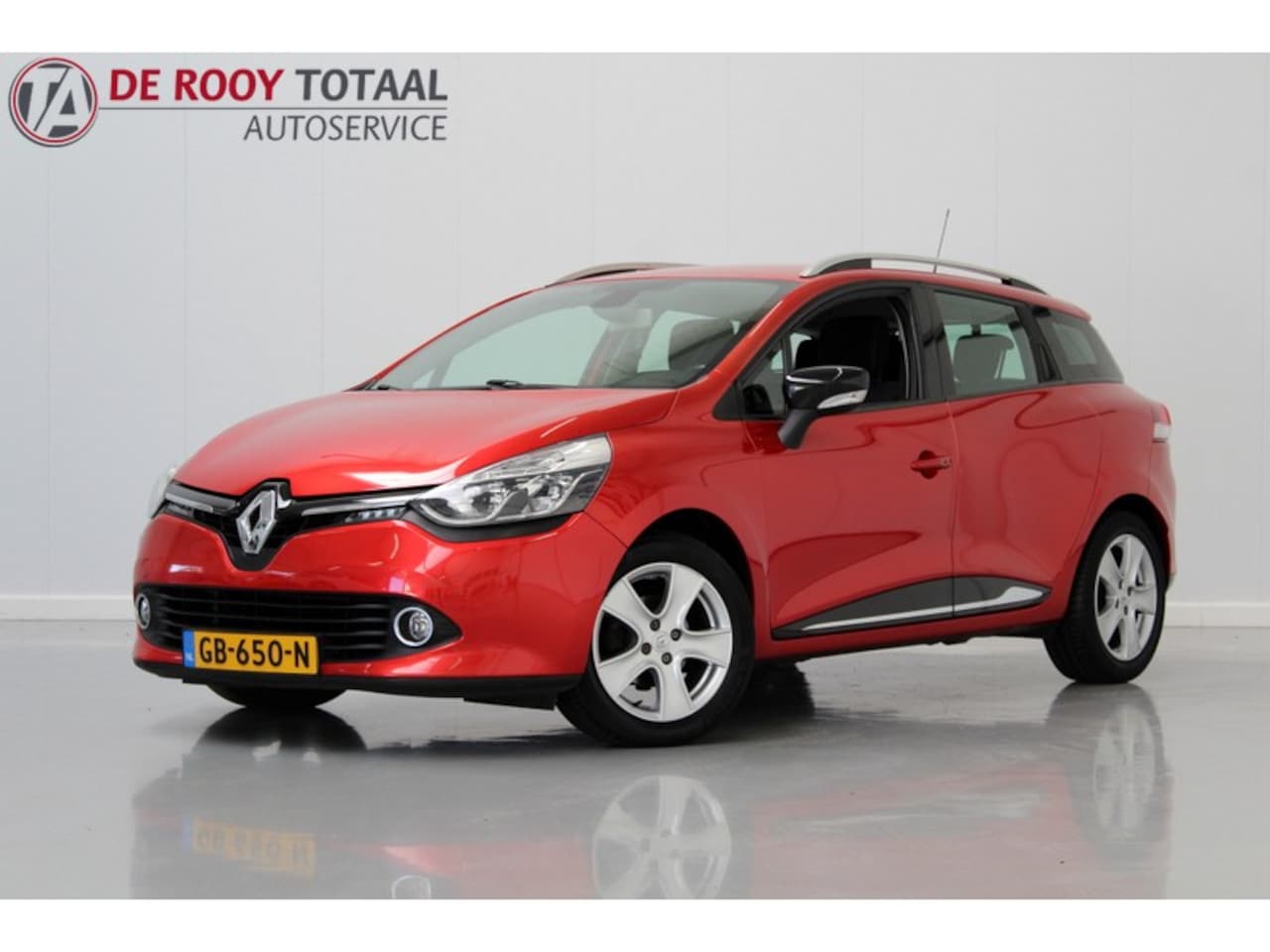 dek Naar opgroeien Renault Clio Estate 1.5 dCi ECO Dynamique 90PK, NAVIGATIE | CRUISE CONTROLE  | BLUETOOTH 2015 Diesel - Occasion te koop op AutoWereld.nl