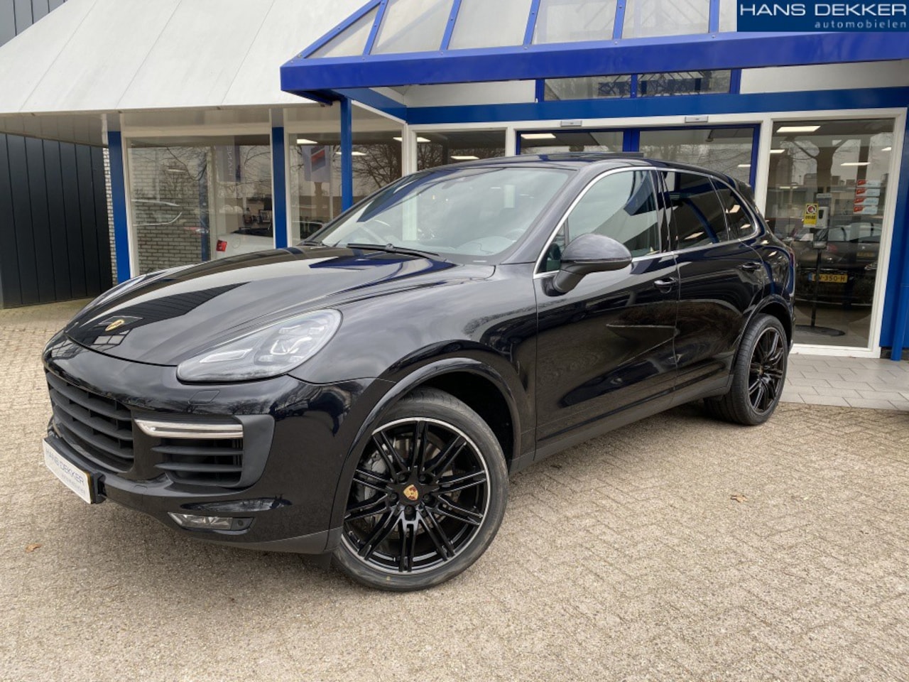 Porsche Cayenne - 4.2 V8 Diesel, Panoramadak, Zeer Compleet - AutoWereld.nl