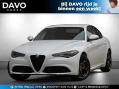 Alfa Romeo Giulia - 2.0T 200PK Sprint | 19" LM velgen Performance Dark | Leer | Power Seats Pack |