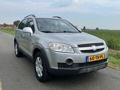 Chevrolet Captiva - 2.4i Style 2WD / 7-Pers / Airco / APK 01-2024