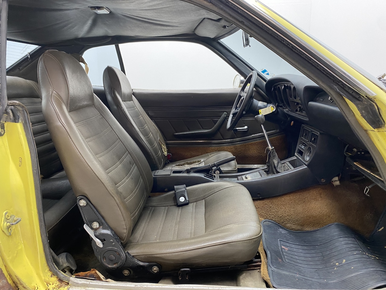 toyota-celica-1-6-gt-5-speed-ta22-coupe-1973.jpg