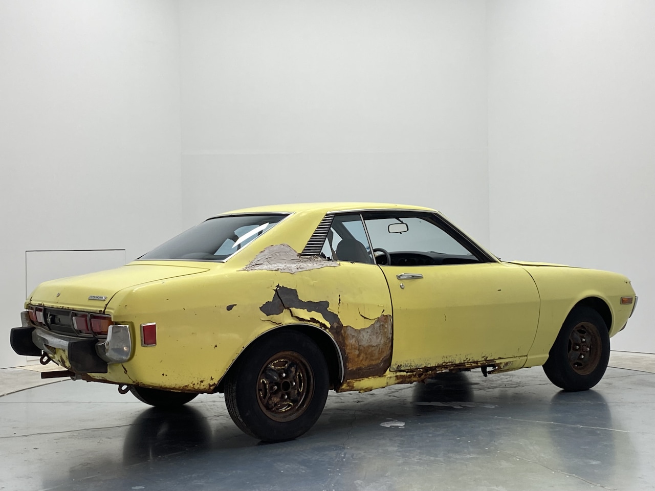 toyota-celica-1-6-gt-5-speed-ta22-coupe-1973.jpg