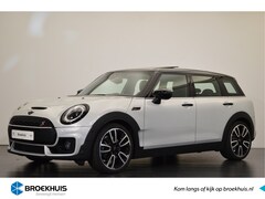 MINI Mini Clubman - Cooper S John Cooper Works Pack Head-Up | Panoramadak | Stoelverwarming | Achteruitrij cam