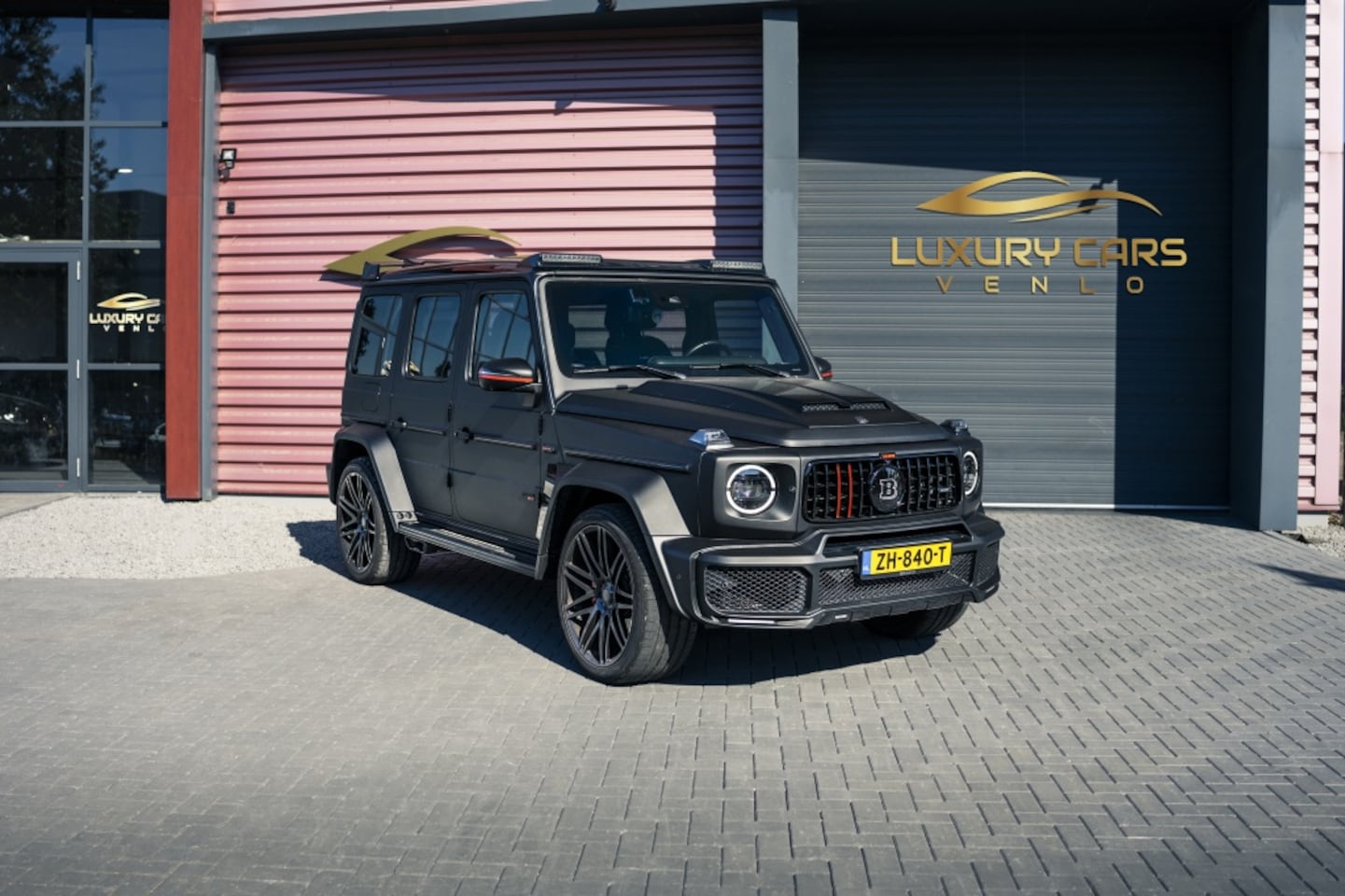 Mercedes-Benz G-klasse - Brabus700|Akrapovic|Sterrenhemel - AutoWereld.nl