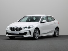BMW 1-serie - 118i M Sport Edition | LED koplampen | Sportstoelen | DAB tuner | PDC voor+achter |