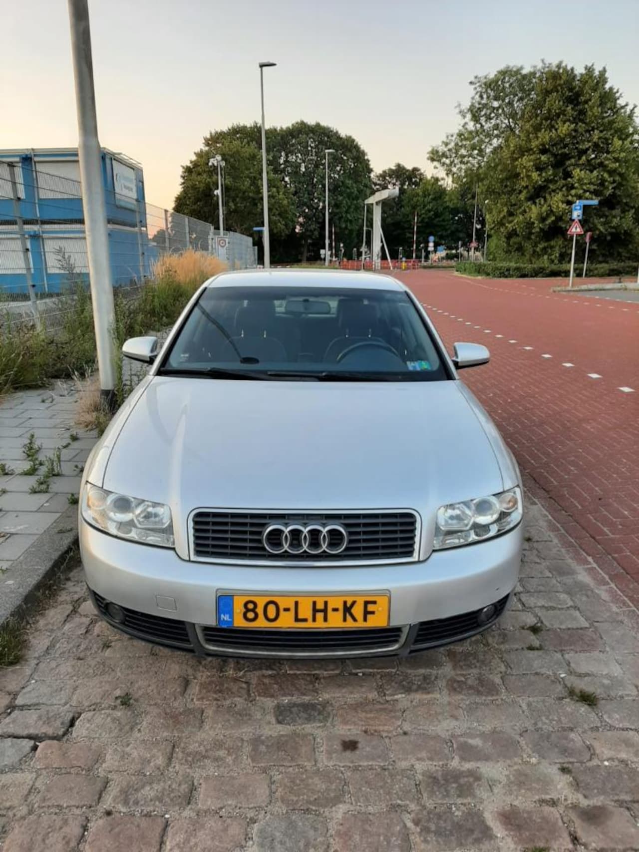 Audi A4 - 2.0 5V Exclusieve - AutoWereld.nl