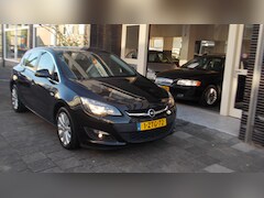 Opel Astra - 1.4 Edition NIEUWSTAAT, 17 INCH, NAVI