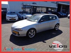Alfa Romeo 147 - 1.6 T.Spark Veloce Business