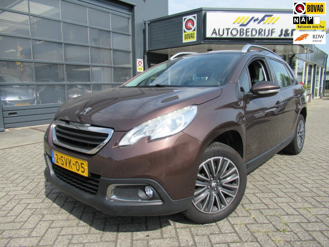 Peugeot 2008 - 1.2 VTi Active / AIRCO /NAV / CRUISE CONTROL - AutoWereld.nl