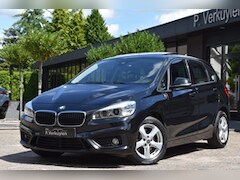 BMW 2-Serie - 220i High Executive Aut Pano Navi Xenon