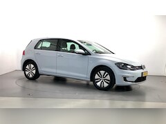 Volkswagen e-Golf - Navigatie Parkeersensoren App-Connect
