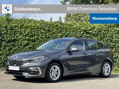BMW 1-serie - 118i | Panorama | Leder | HiFi | M-Stuur | Luxury Line | Head-Up | Cockpit Prof. | DAB