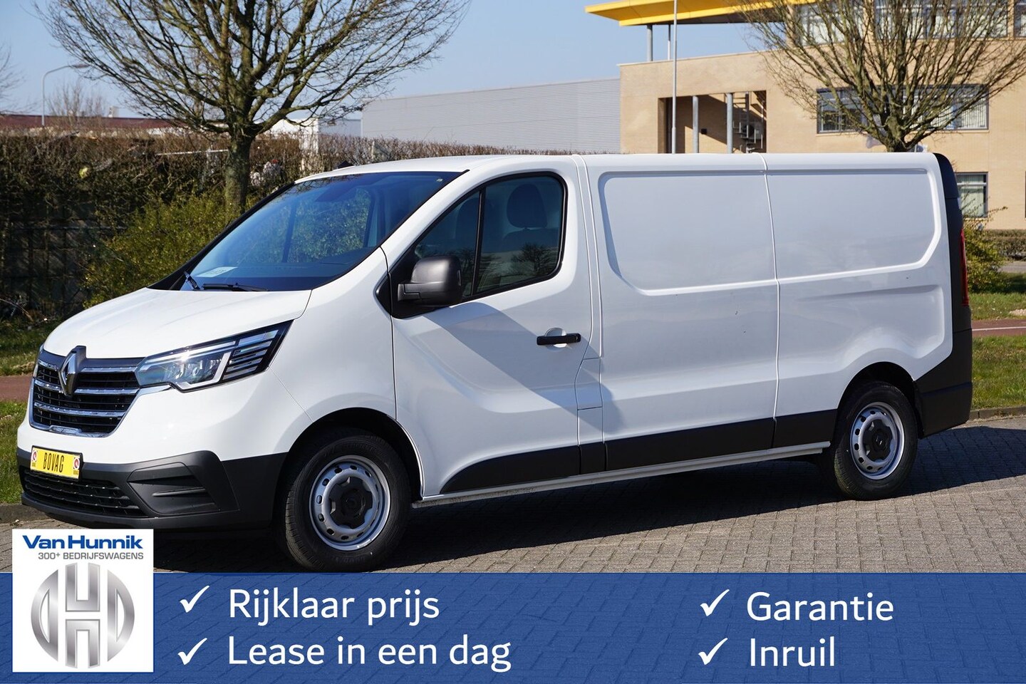 Renault Trafic - T30 L2H1 150PK MY2022 Airco, Cruise, LED, PDC!! NR. 934 - AutoWereld.nl