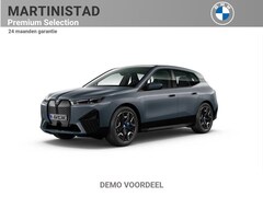 BMW iX - xDrive40 | High Executive 71 kWh | Panorama-Glasdak Sky Lounge | Sportpakket | Soft-close