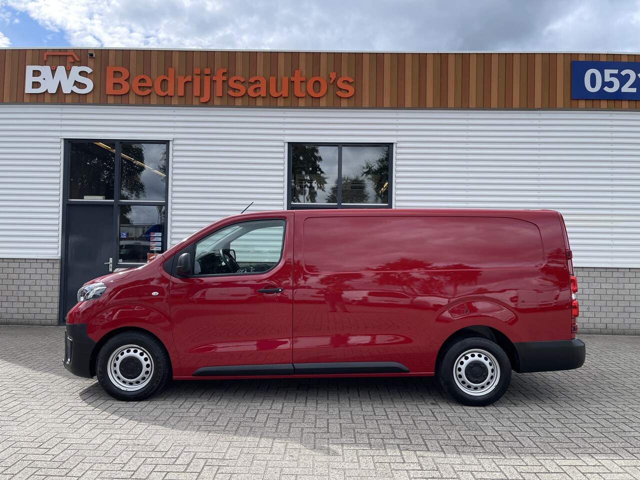 Toyota ProAce Worker - 1.6 D-4D Cool Comfort Long L3H1 / rijklaar € 20.950 ex btw / lease vanaf € 408 / airco / c - AutoWereld.nl