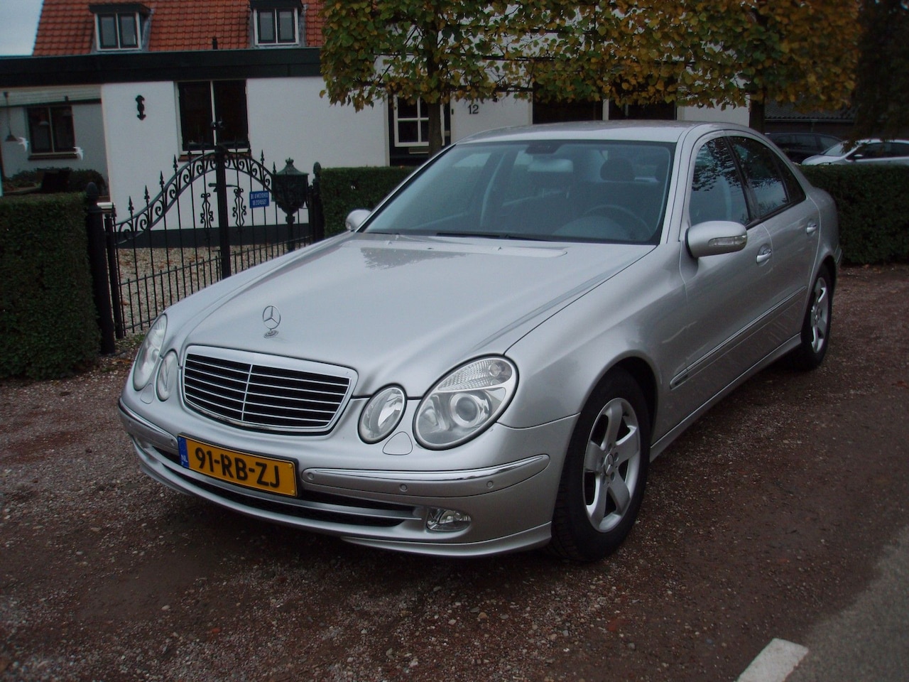 Mercedes-Benz E-klasse - 200 CDI Avantgarde **NIEUWSTAAT**73.000 org.km.**HOLLANDSE AUTO** - AutoWereld.nl