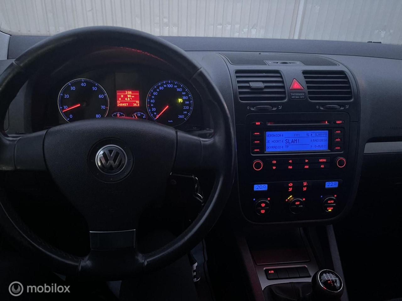 Volkswagen Golf - 1.6 FSI Sportline |Cruise|Clima|APK 01-2023 - AutoWereld.nl