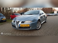 Alfa Romeo GT - 1.9 JTD Distinctive