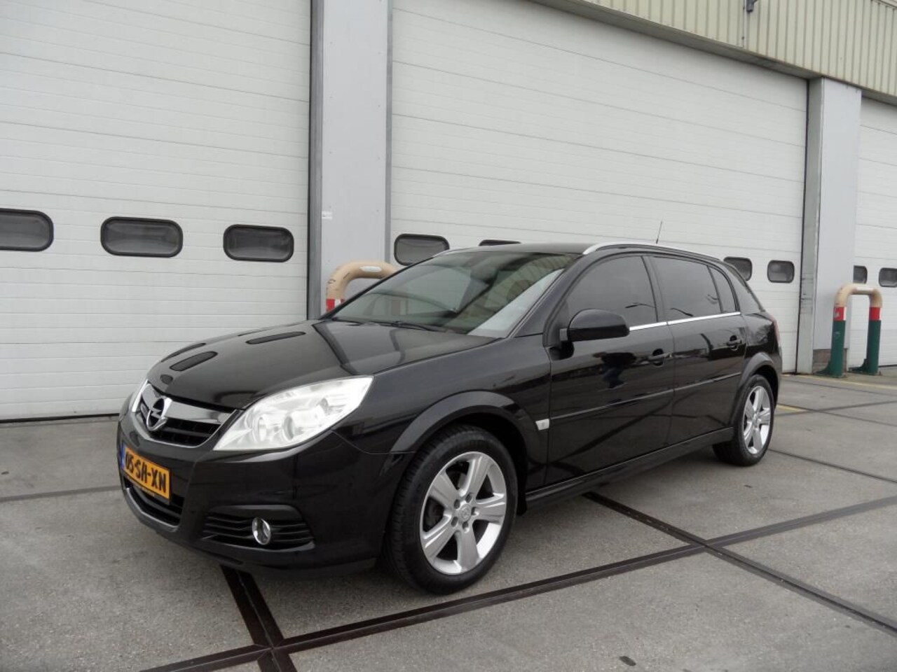 Opel Signum - 2.2-16V Executive Nieuwst+leer Enz - AutoWereld.nl