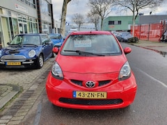 Toyota Aygo - 1.0-12V +