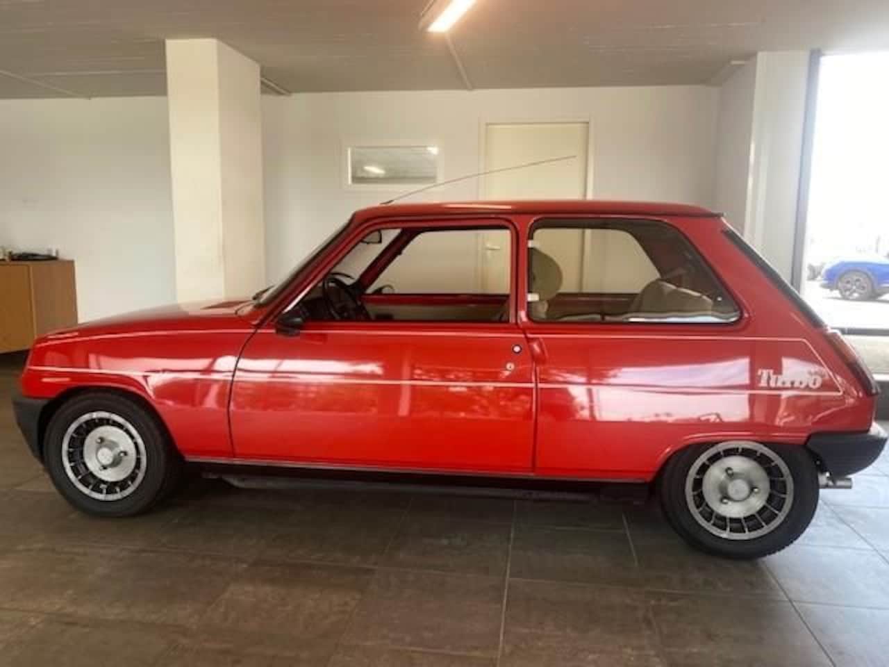 renault-5-r-5-alpine-turbo-r-5-alpine-turbo.jpg