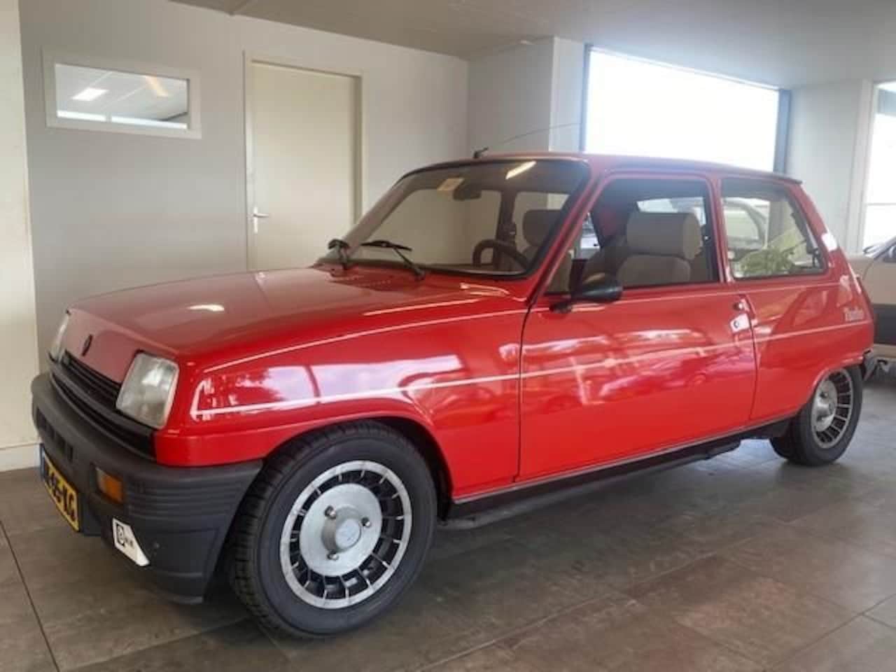 renault-5-r-5-alpine-turbo-r-5-alpine-turbo.jpg