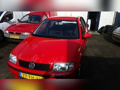 Volkswagen Polo - 1.9 D Trendline