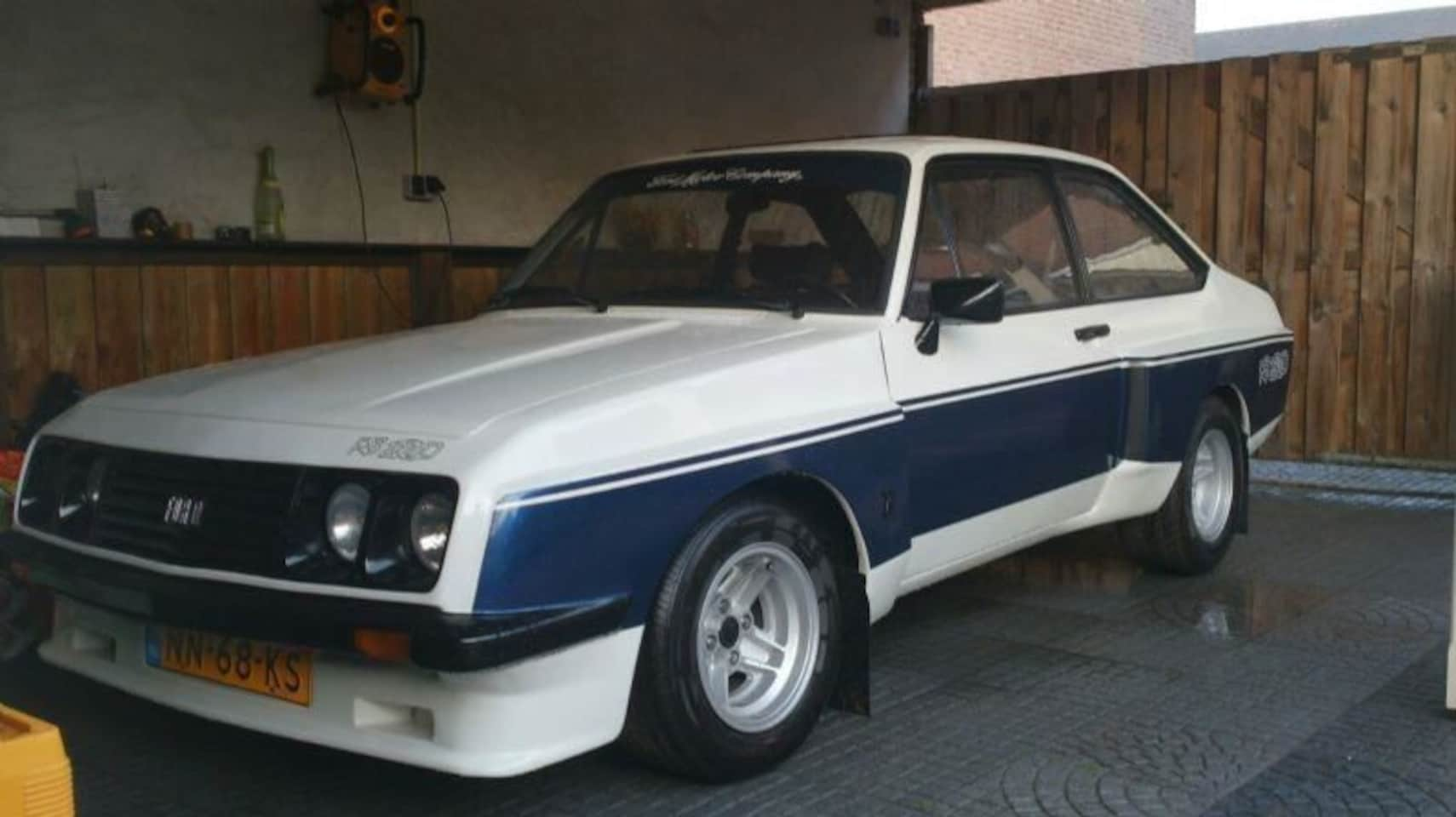 Ford Escort - 2.0 RS 2000 X-PACK !! - AutoWereld.nl