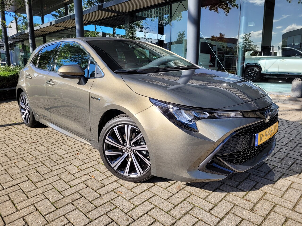 Toyota Corolla 1.8 Hybrid Dynamic l Automaat l Apple Carplay l 2022