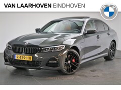 BMW 3-serie - 330e High Executive M Sport Automaat / Schuif-kanteldak / Verwarmd stuurwiel / LED / Head