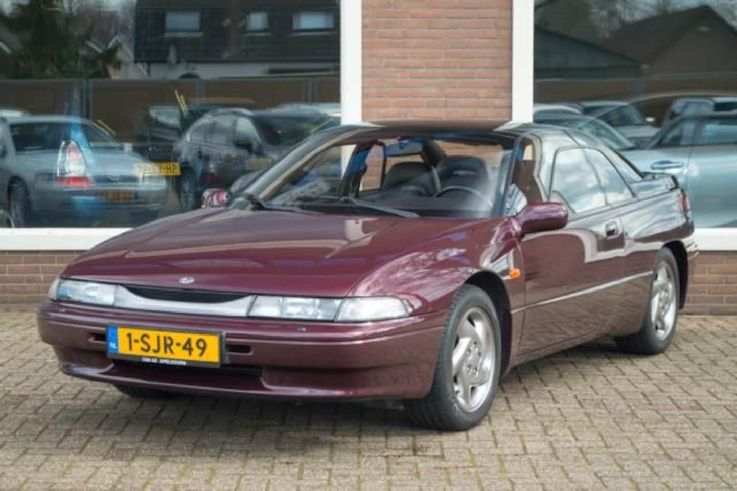 Subaru SVX - 3.3 H6 - 6 cilinder boxer - AutoWereld.nl