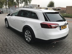 Opel Insignia Country Tourer - 1.6 CDTI 2x4 Leer Nav Internet Business+