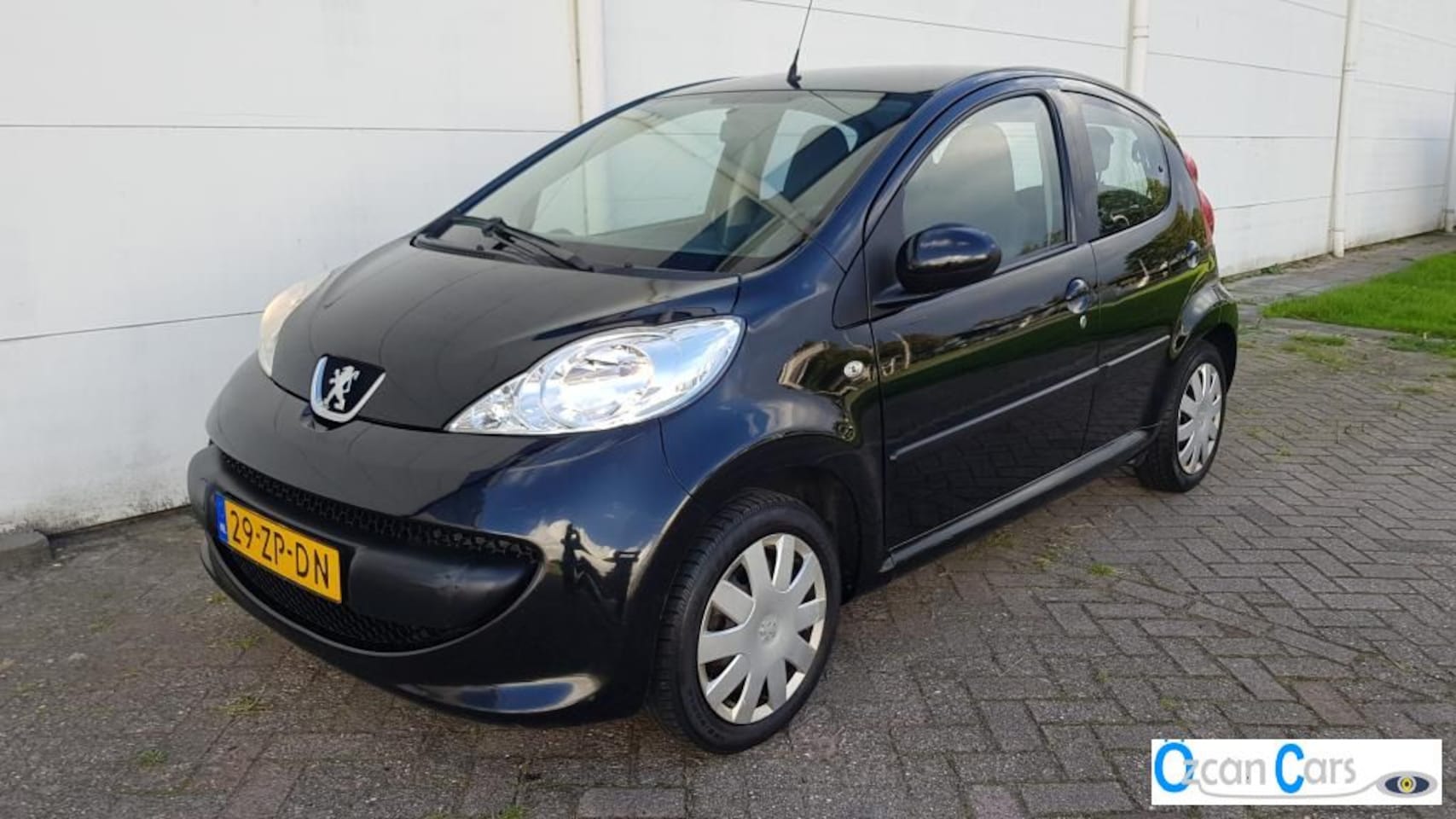 Peugeot 107 - XR 1.0 - AutoWereld.nl