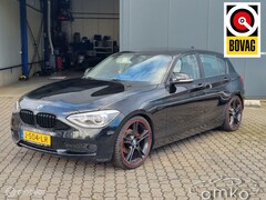 BMW 1-serie - 116i LED / CLIMA / LOOPT ONREGELMATIG
