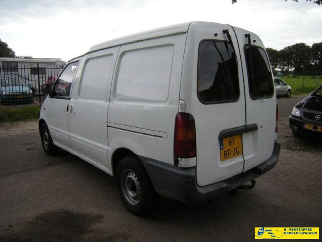 Nissan vanette 2002 года