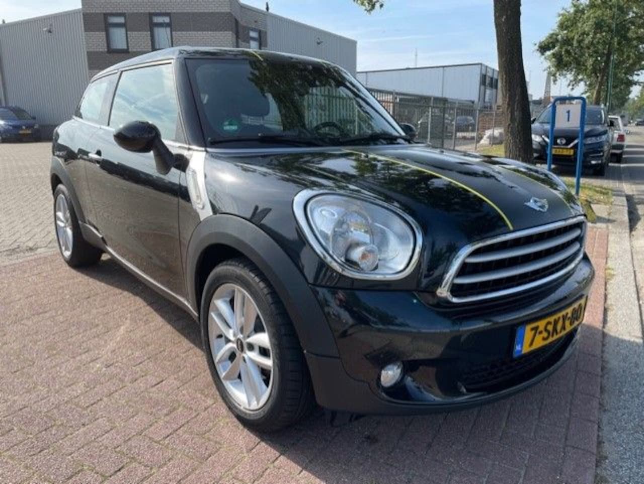 MINI Mini Paceman - 1.6 Cooper D Chili Airco/ECC,Navigatie,Half Leder - AutoWereld.nl