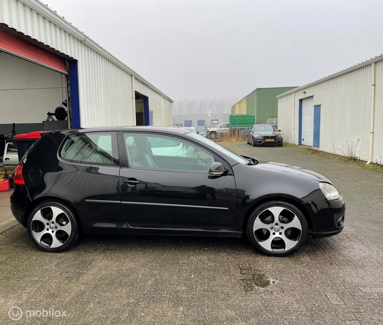 Volkswagen Golf - 1.6 FSI Sport |GTI|Cruise|Airco|APK 01-2023 - AutoWereld.nl