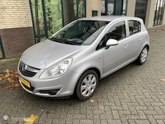 Opel Corsa - 1.2-16V Essentia Airco schade auto