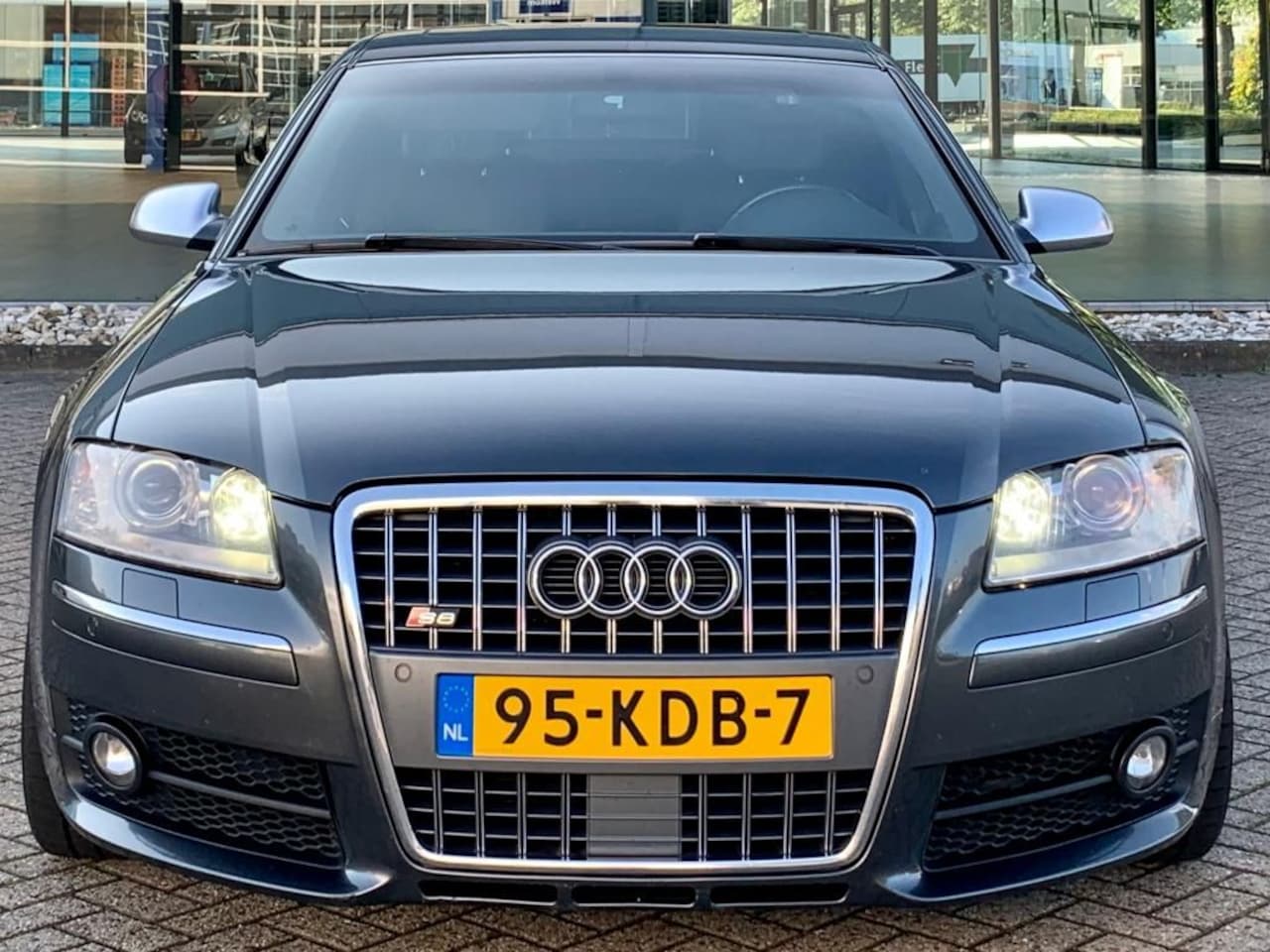 Audi S8 - 5.2 v10 bj2006 475PK PRO S-LINE RIJK UITGERUST - AutoWereld.nl