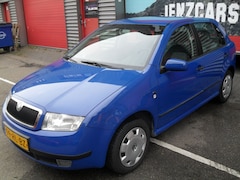 Skoda Fabia - 1.4 Comfort, ZUINIG AIRCO, CRUISE, etc